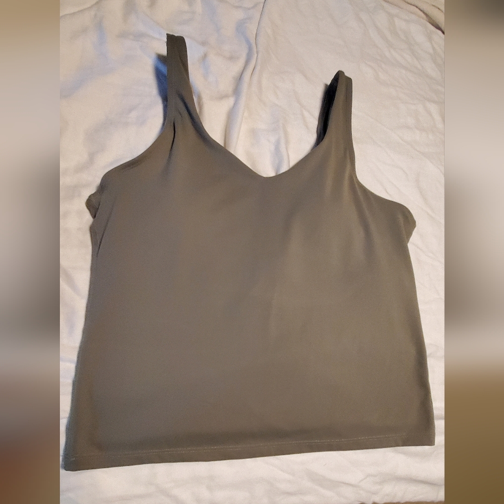 Amazon Sleeveless Crop Tank Workout Top